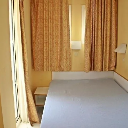 2m Cap Esterel Appartement